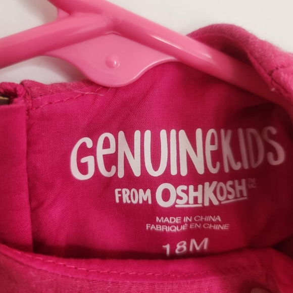 *2 for $20*Oshkosh Jumper dress in fuchsia with zipper pockets 18 months - Picture 3 of 5